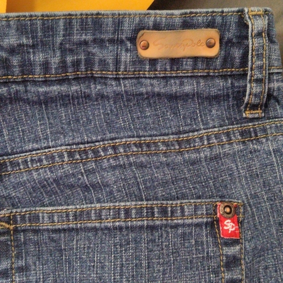 South‎ Pole Vintage Jean Capri Size 11 Medium Wash - Picture 3 of 4